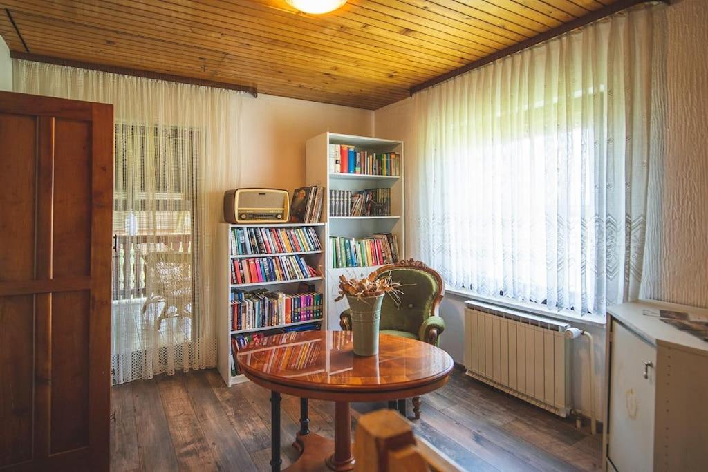 Apartma Zupelefski Raj Kapele Екстериор снимка